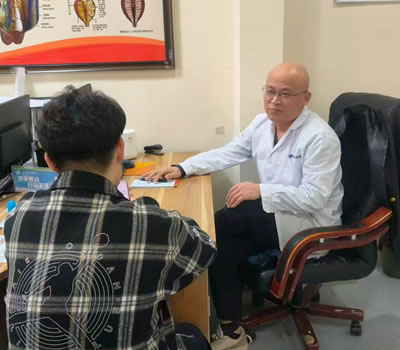 台湾|男科医师高朋磊：守护男性健康，专业男科诊疗